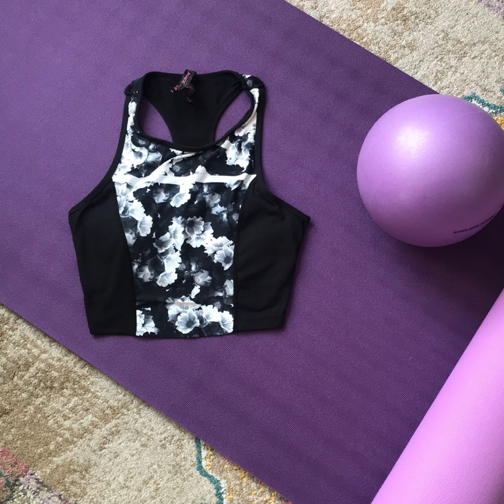 Betsey Johnson Performance Cropped Top Sports Bra